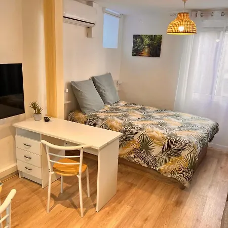 Calmes - Standing - Hypercentre - Clim - Wifi - Netflix Lägenhet *