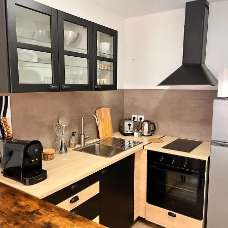 Apartment Calmes - Standing - Hypercentre - Clim - Wifi - Netflix *