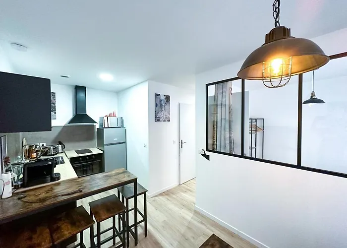 Calmes - Standing - Hypercentre - Clim - Wifi - Netflix * Montpellier